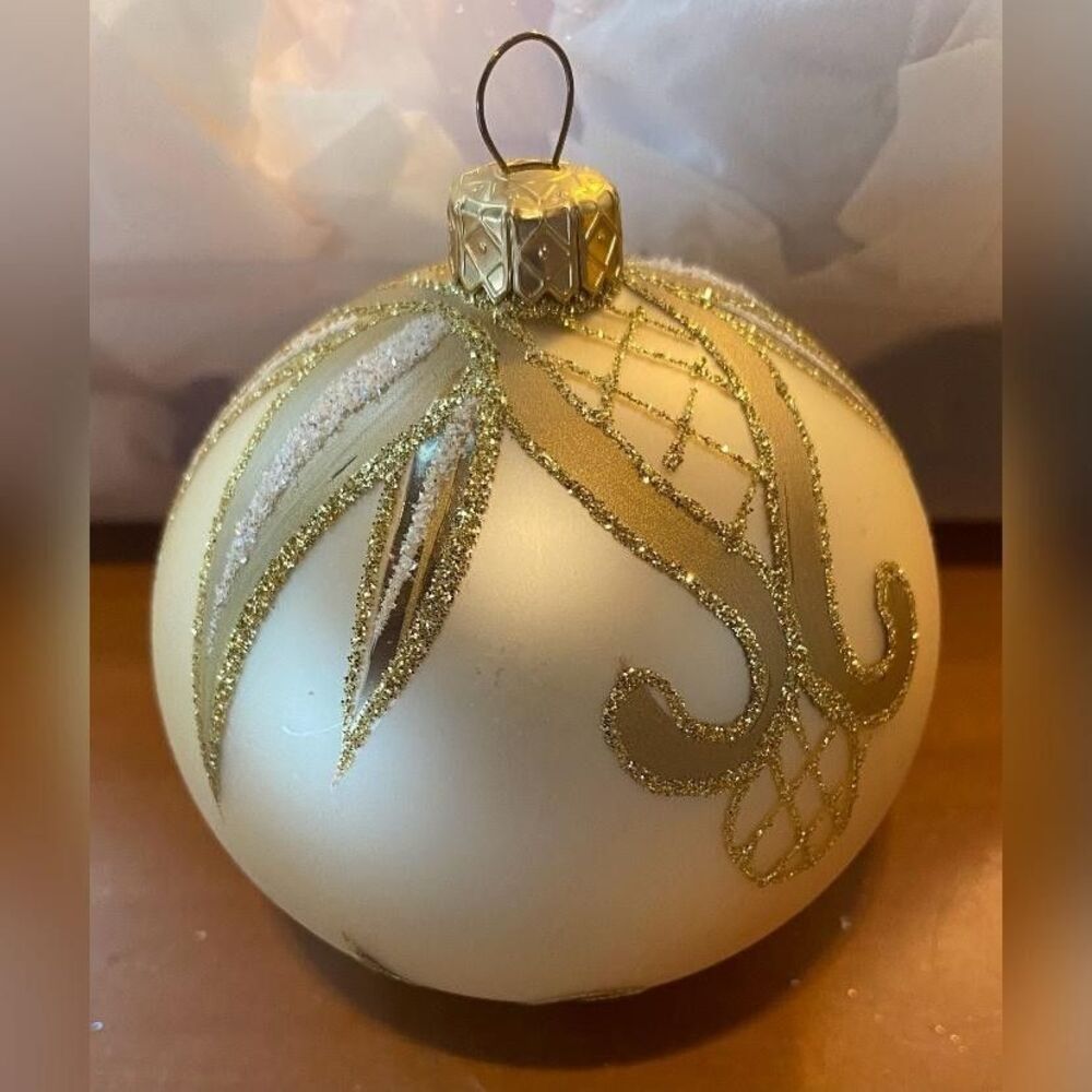 Vintage White Glass Christmas Ornament Ball Medium Gold Glitter Bauble Decor 3"
